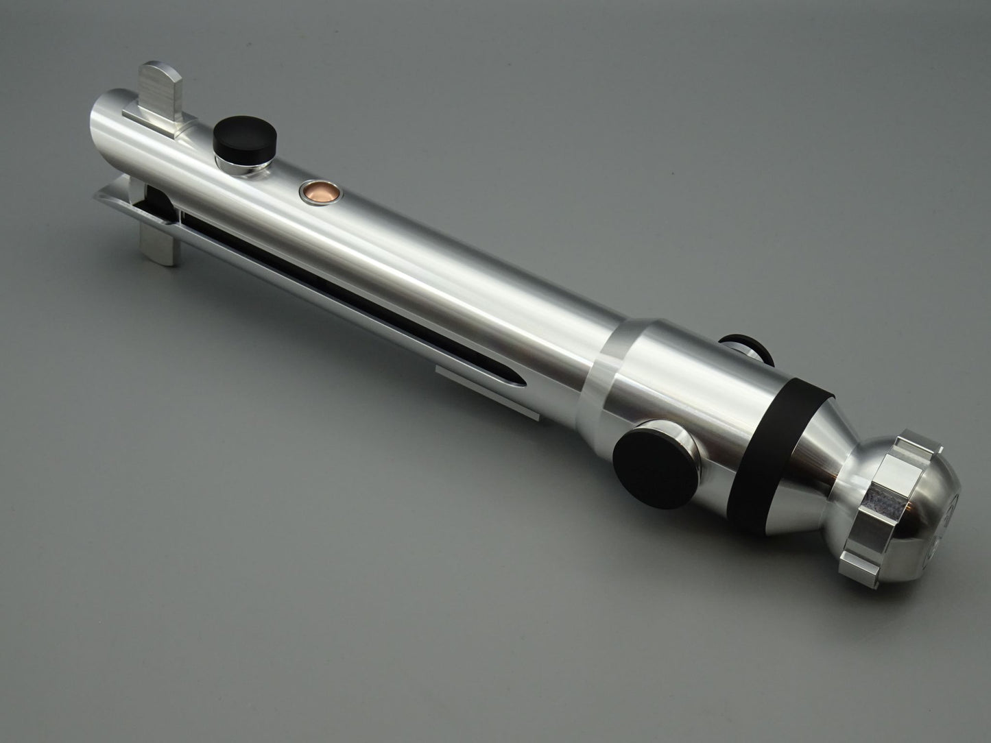 Snips Ahsoka Tano Clone Wars Lightsaber Lichtschwert Main