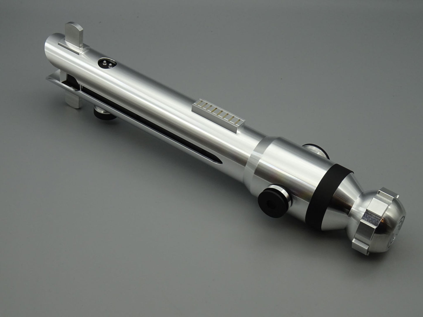 Snips Ahsoka Tano Clone Wars Lightsaber Lichtschwert Main
